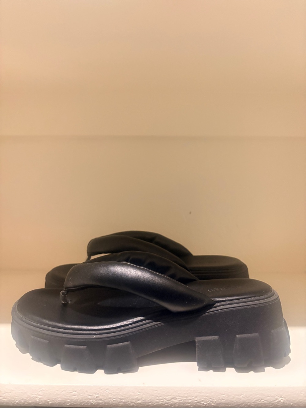 Forever 21 Black Chunky Platform Thong Sandals
